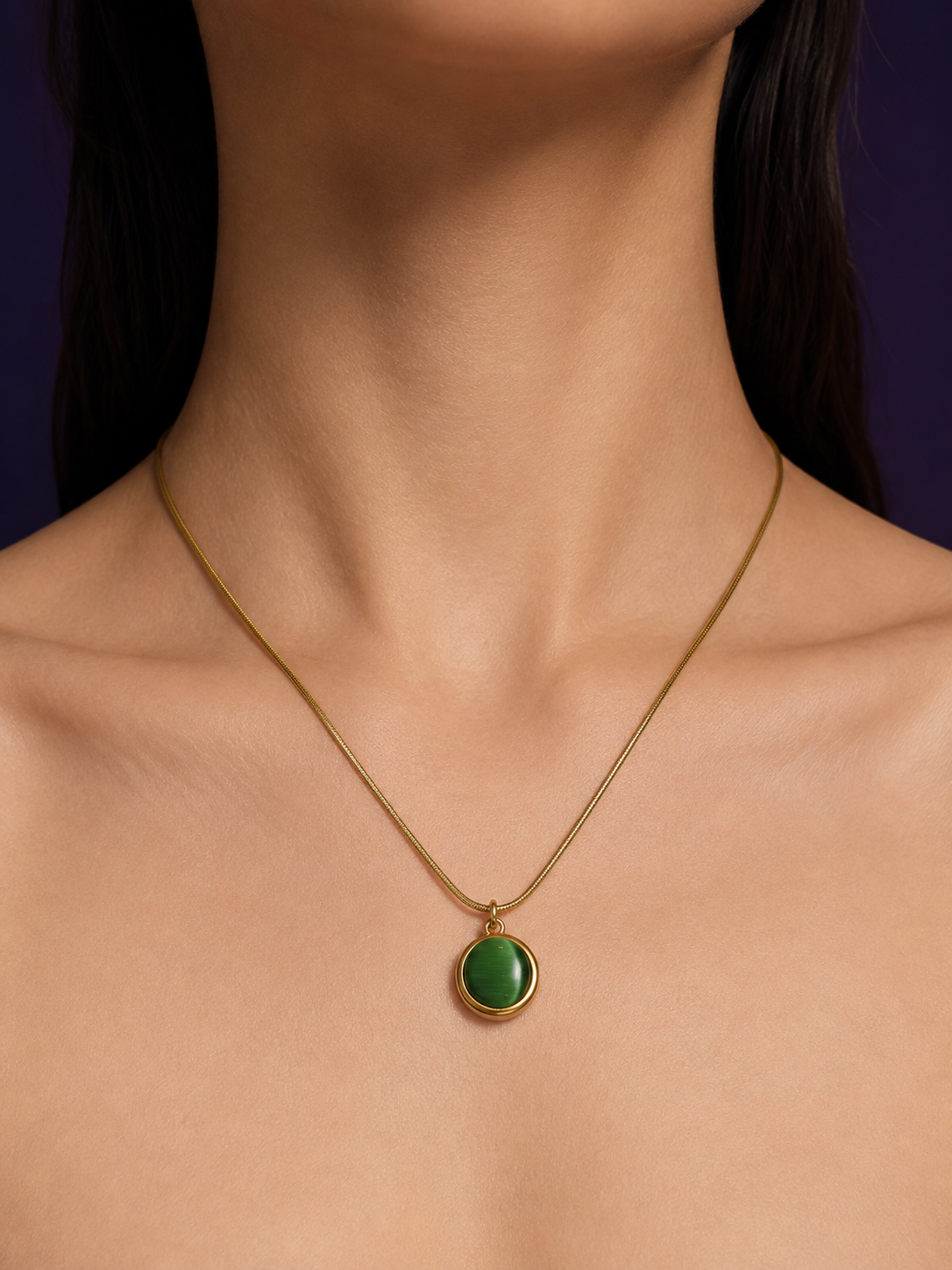 Forest Green Jewel Pendant — Gold